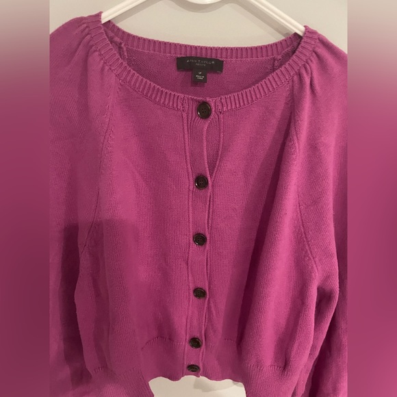 Ann Taylor - Picture 2 of 4